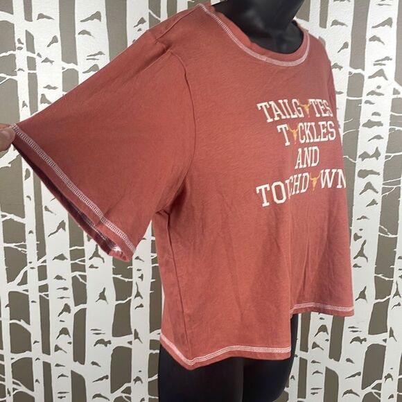 altar'd state Tailgates Tackles And Touchdowns Cropped Oversized T-Shirt S Rust - Picture 3 of 8
